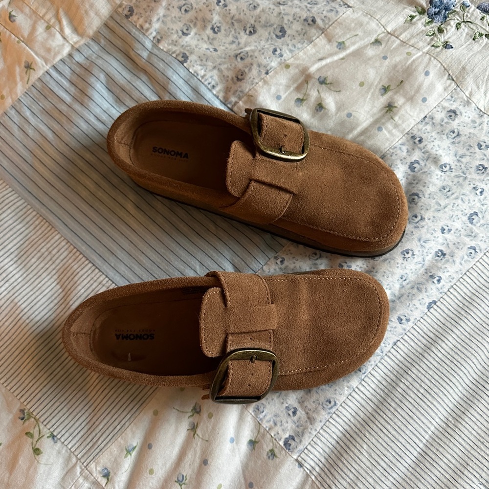 Sonoma Women’s Brown Suede Buckle Loafer Clogs